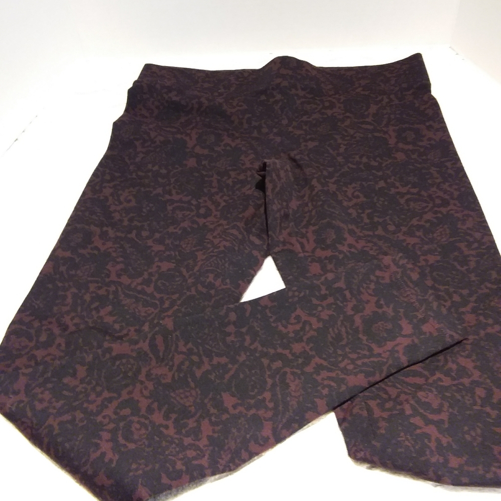 Matty M damask pattern leggings